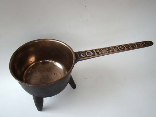 A late 17th or early 18th century bronze cooking pot signed Robert Street